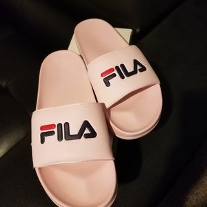 Ladies new Fila slides